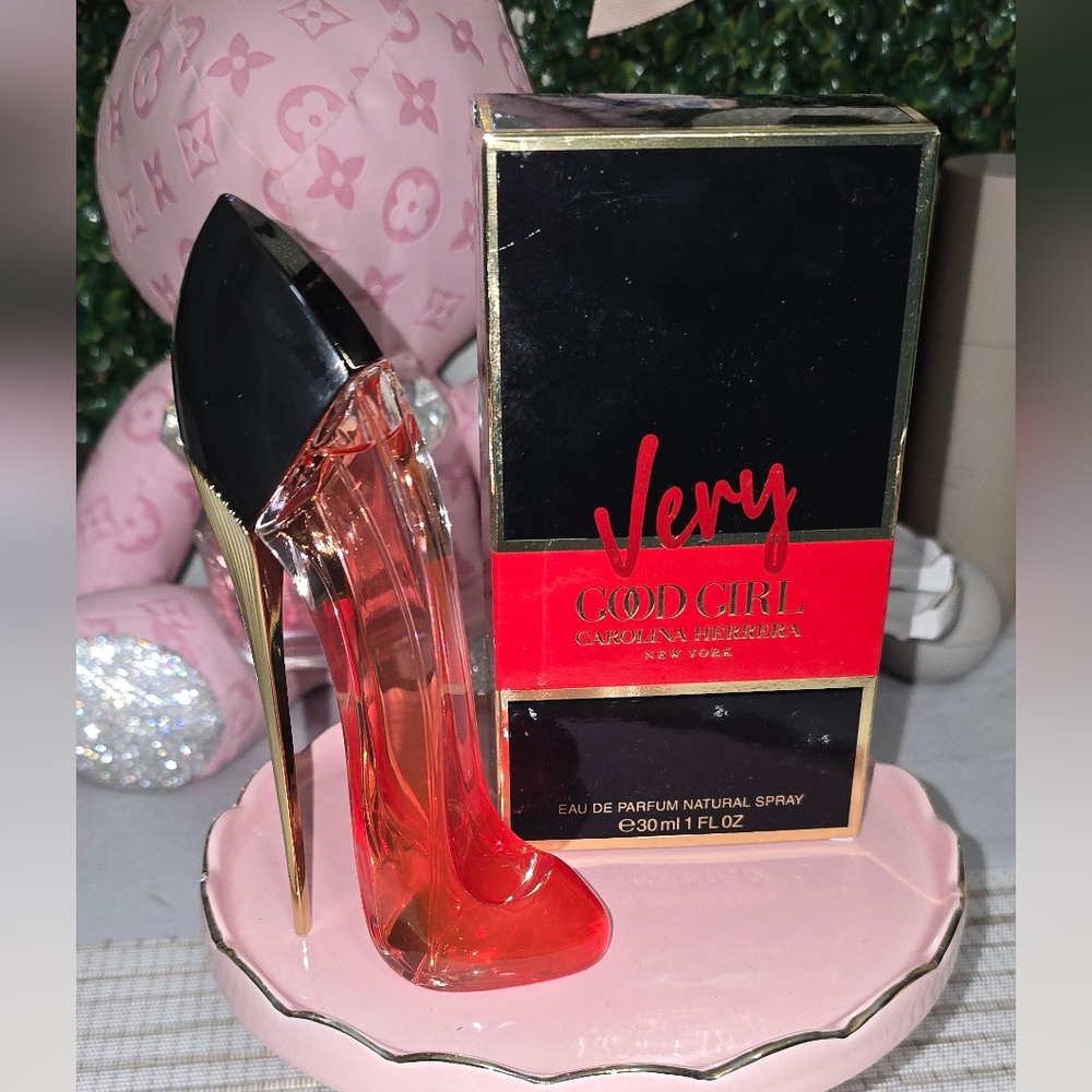 Carolina Herrera Very Good Girl 1oz